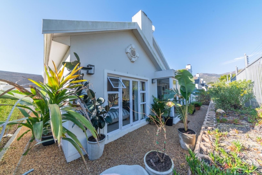 3 Bedroom Property for Sale in Val De Vie Estate Western Cape